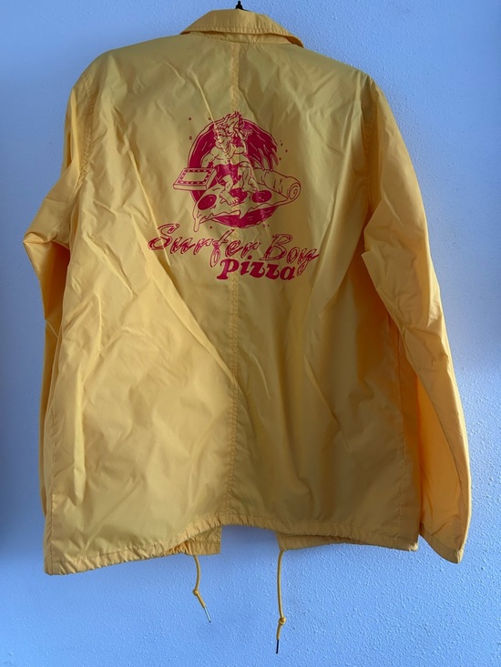 Stranger Things Yellow Jacket - Picture 4 of 5